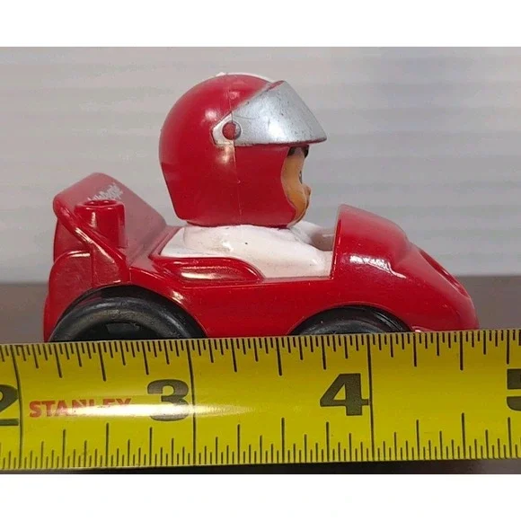 Fisher-Price Little People Wheelies Red Race Car #7 White Shirt Red White Helmet - Picture 7 of 7